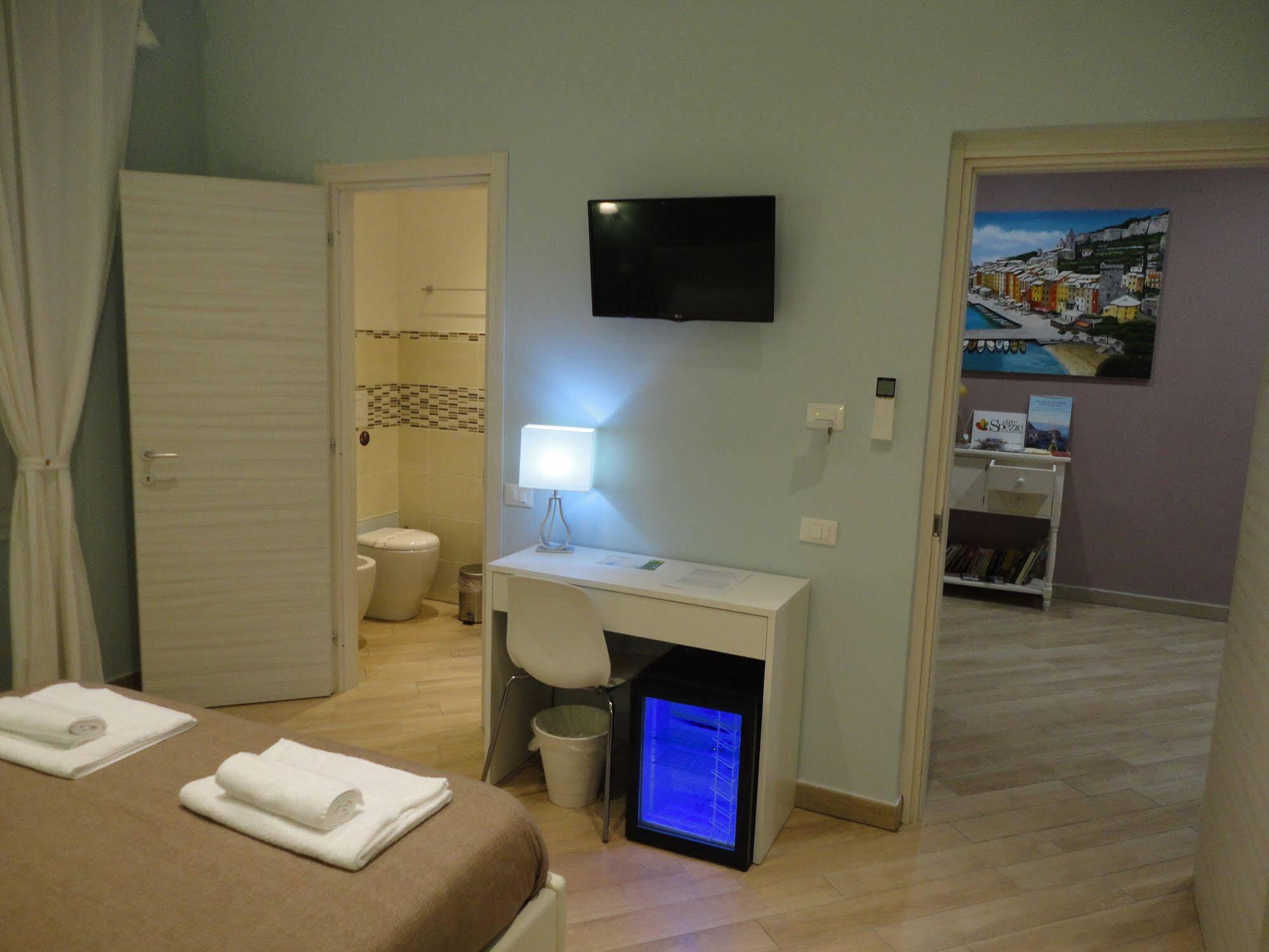 Guest House Le Tre Spezie La Spezia Extérieur photo
