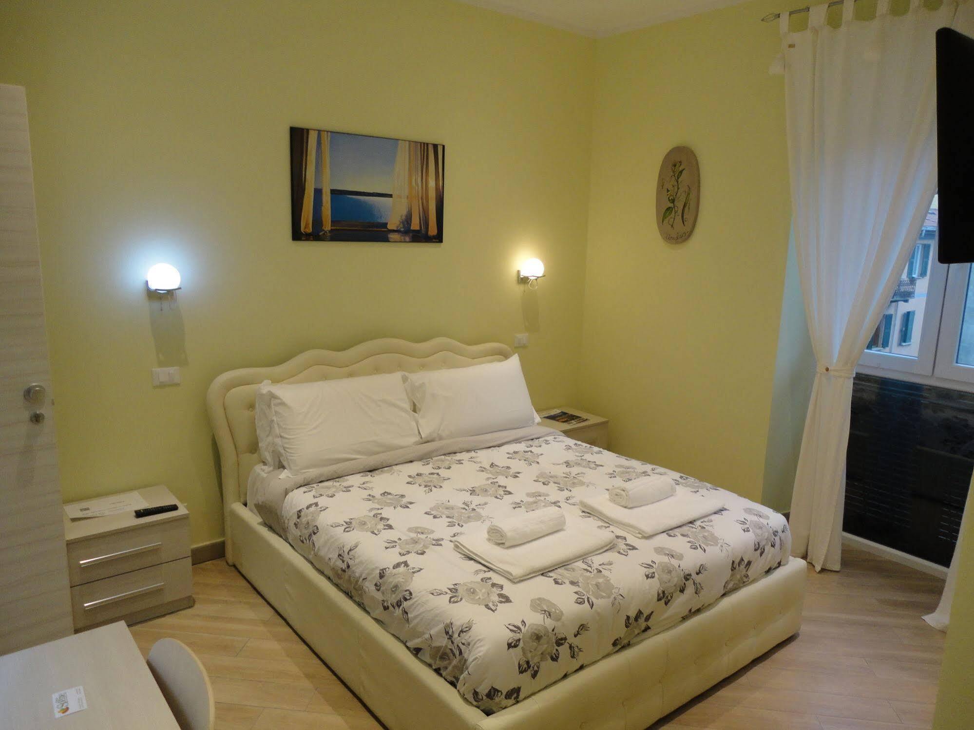 Guest House Le Tre Spezie La Spezia Extérieur photo